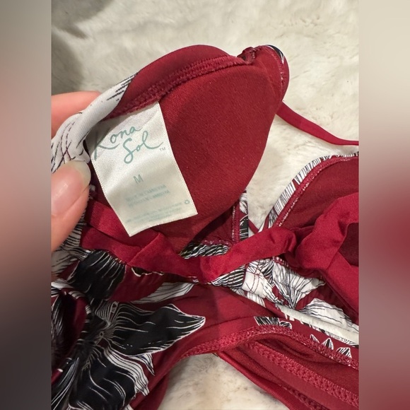 Bundle of 7 target swimsuits mix/match pieces Sz M mostly. One Sz S - Picture 14 of 16